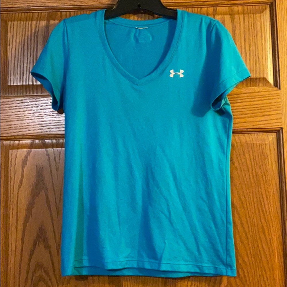 Under armour t shirt